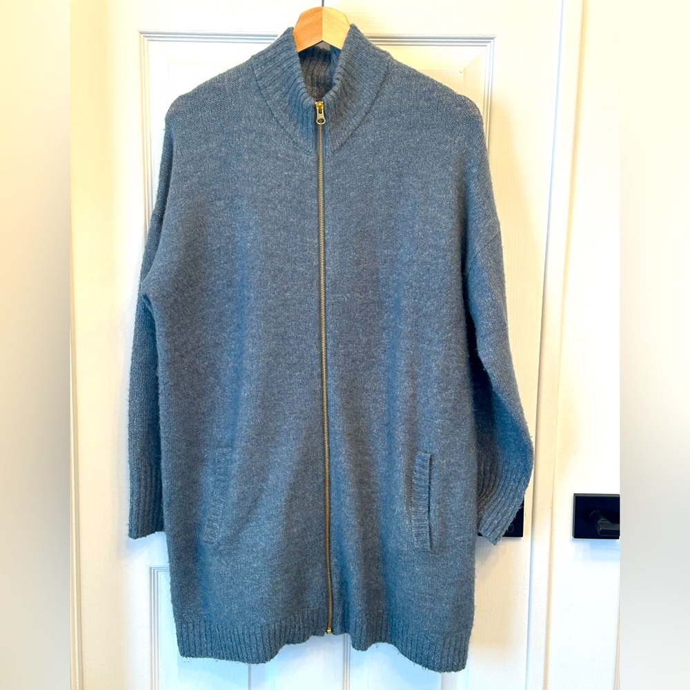 Tahari mid-length cardigan